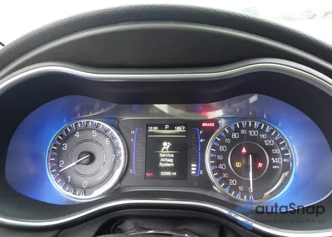 2016 Chrysler 200 Touring из США, поврежденный, VIN 1C3CCCFB5GN193925